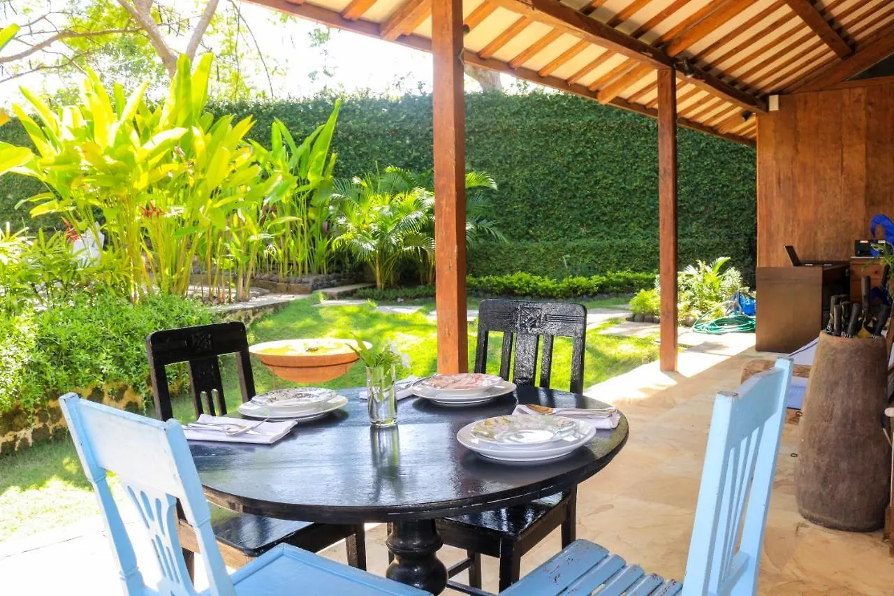 Chanteak Bali - Teak House 2 Jimbaran Bed & Breakfast